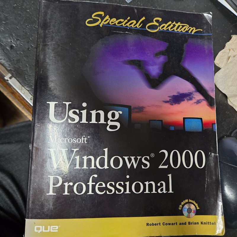 Special Edition Using Microsoft Windows 2000 Professional – Paperback + CDROM
