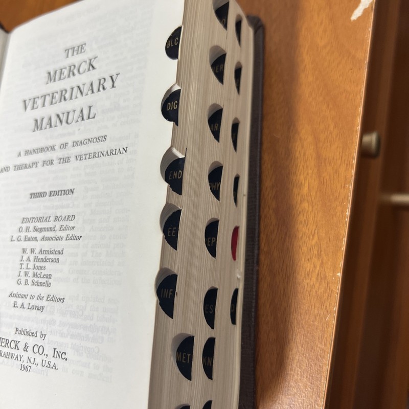 Vintage The Merck Veterinary Manual 3rd Edition 1967 Hardcover gallery