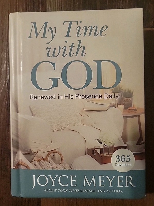 Lot 13 Joyce Meyer Christian Inspirational Self Help Books Time W/God +AUDIO gallery