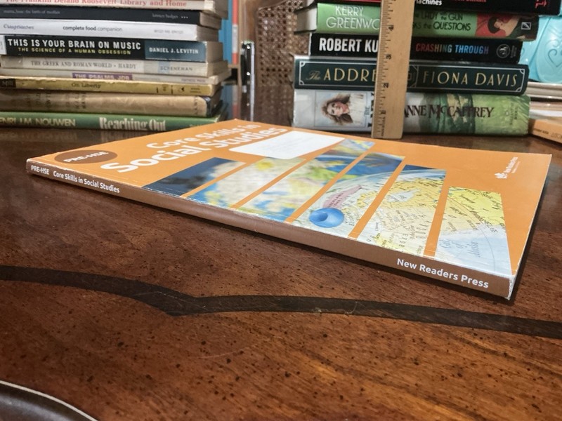 Pre-HSE Core Skills in Social Studies 2016 Paperback VG gallery