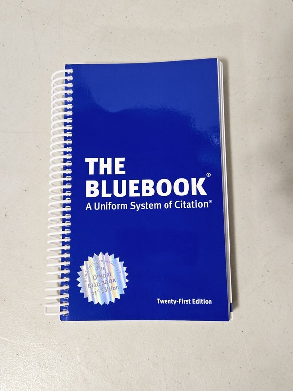 Bluebook : A Uniform System of Citation by Columbia Law Review Twenty-First Ed.