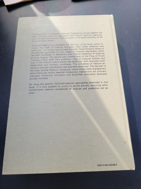 Fundamentals of Fractured Reservoir Engineering T.D. Van Golf-Racht Hardcover gallery