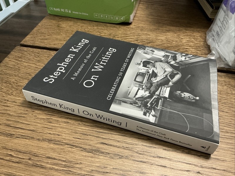 STEPHEN KING On Writing: A Memoir of the Craft - paperback gallery