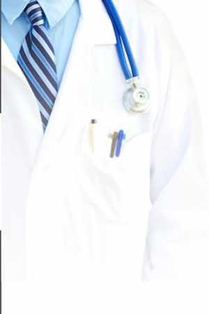 The White Coat Investor: A Doctor’s Guide – Paperback, by Dahle MD James – Good