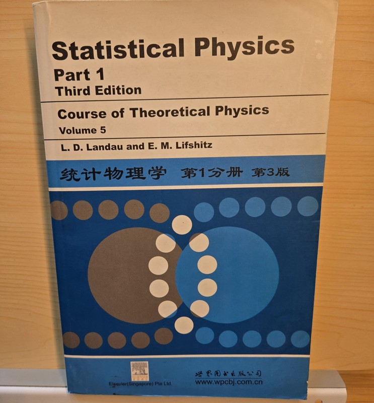 Statistical Physics Part 1 by Landau & Lifshitz (English paperback)