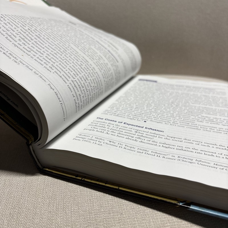 Macroeconomics Hardcover N. Gregory Mankiw gallery