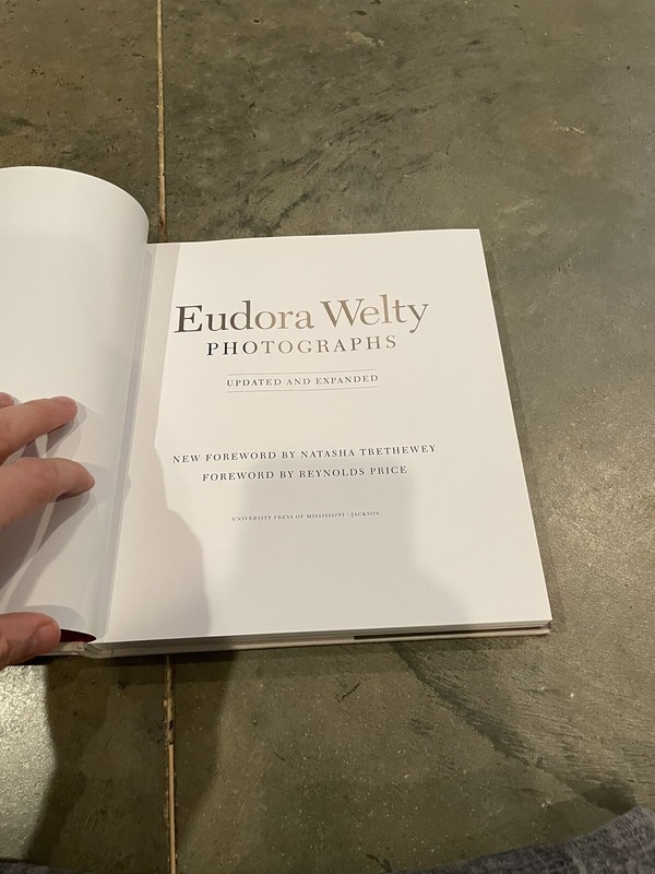 Eudora Welty-PHOTOGRAPHS-Book University Press of Mississippi HTF gallery
