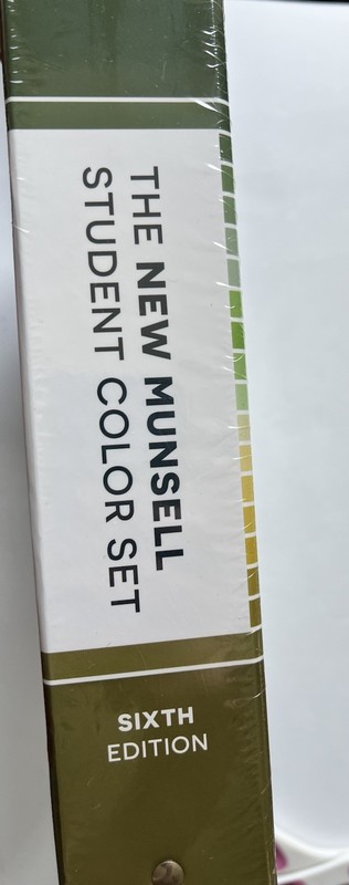 The New Munsell Student Color Set 6th Edition Fairchild Books SEALED NEW gallery