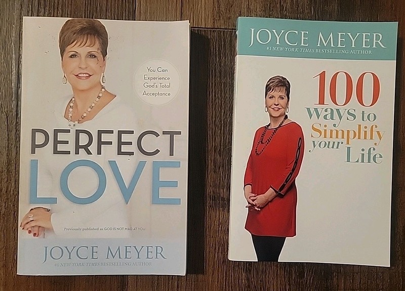 Lot 13 Joyce Meyer Christian Inspirational Self Help Books Time W/God +AUDIO gallery